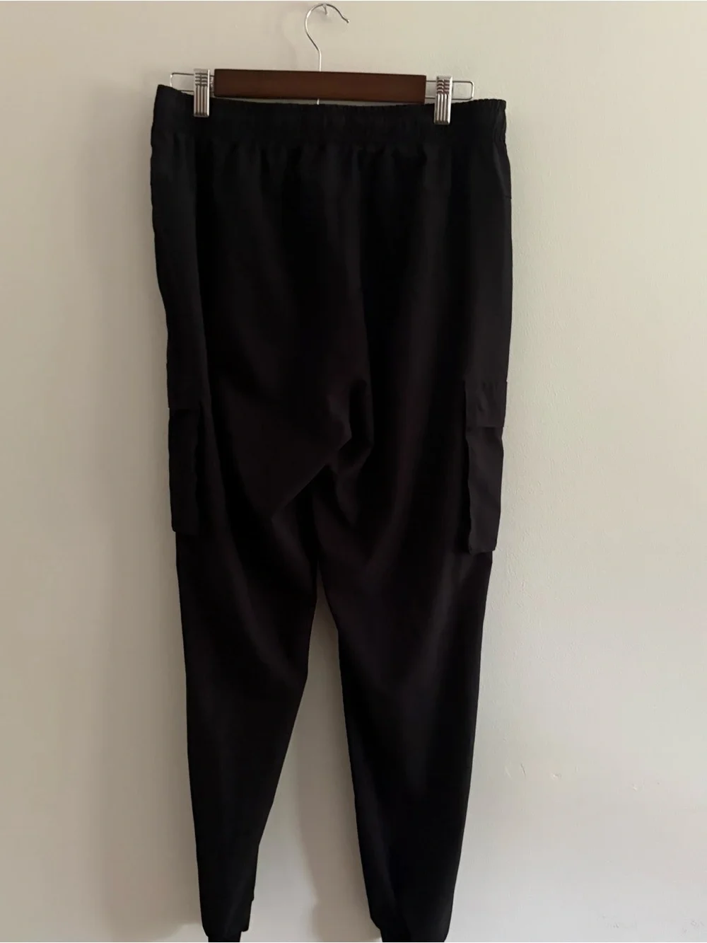 Men's Black Cargo Jogger Pants - Comfortable Everyday Fit Lightweight Medium